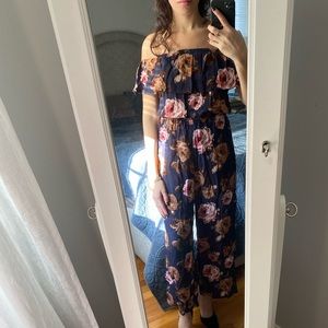 Like-new Floral Jumpsuit